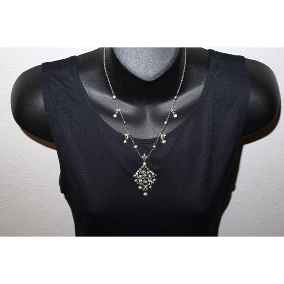 Unknown Jewelry - Vtg Necklace Faux Pearls Silver Tone Green Brwn Rhinestones Dangle Pendant 18"+